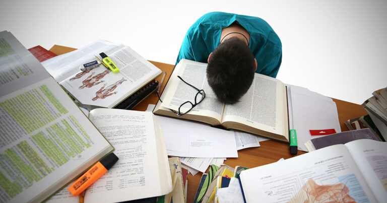 La salud mental de los estudiantes de Medicina | Lecturio Medico