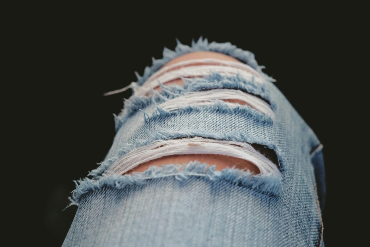 Pexels pixabay 533733 Ripped jeans